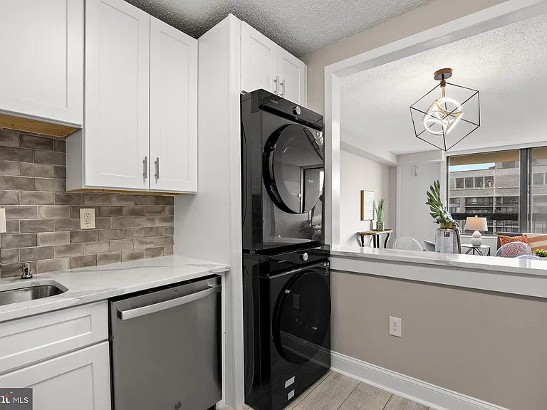 3701 S George Mason Dr #2518N — Photo 7