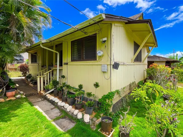 67-438 Kioe St, Waialua, HI 96791