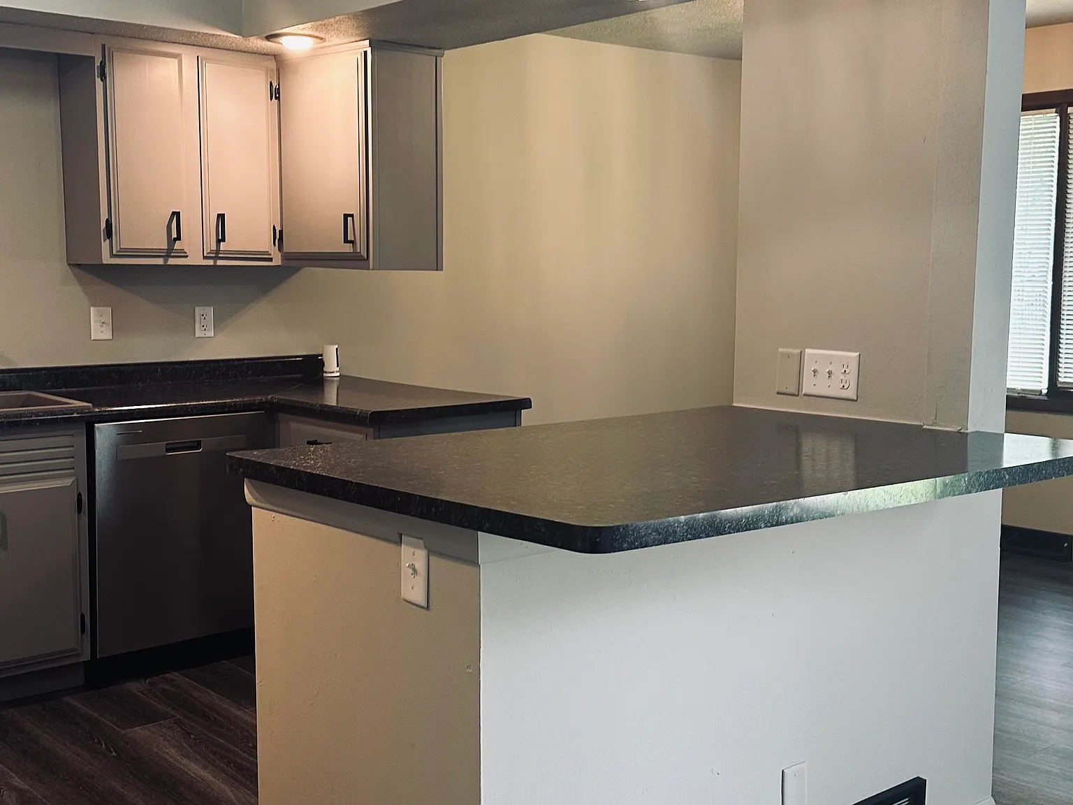 4420 Lori Dr — Photo 3