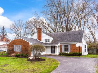 1929 E Hopi Ln, Mount Prospect, IL 60056