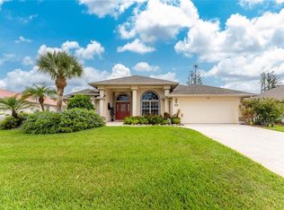 757 Rotonda Cir, Rotonda West, FL 33947