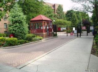 15015 72nd Rd APT 2D, Kew Garden Hl, NY 11367