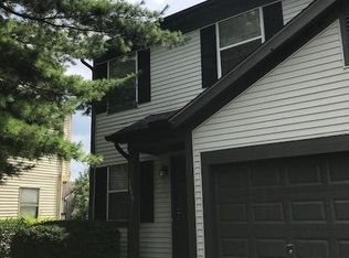 3899 Heatherglen Dr, Columbus, OH 43221