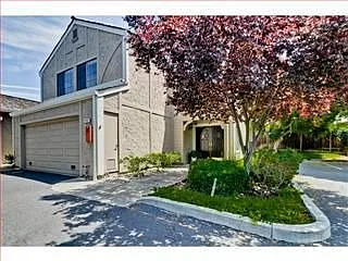 1452 Curtiss Ave photo 1