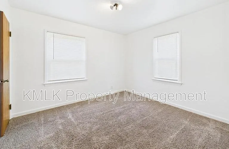 636 Lurie Ave — Photo 22