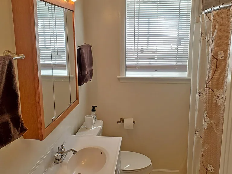 1730 Pinckney Park Dr #B — Photo 10