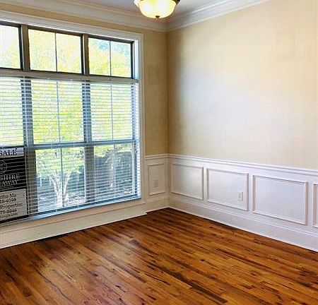 3rd image of 1678 Mosaic Way