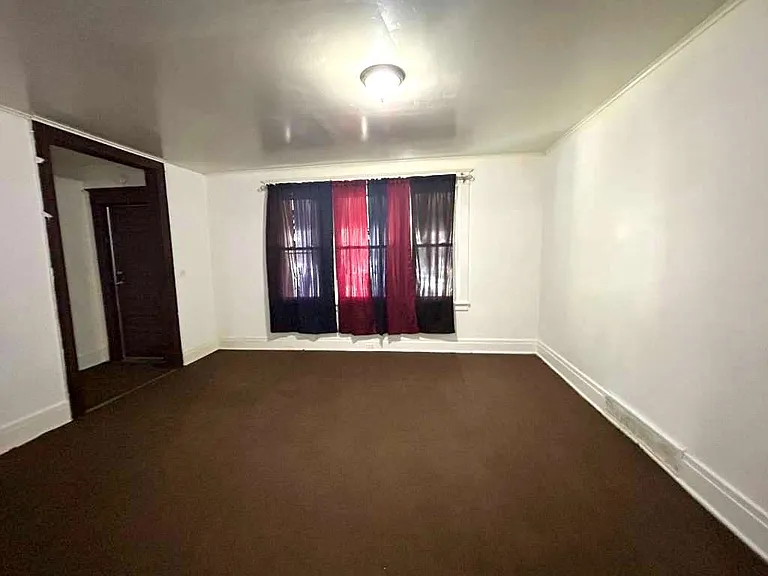 38 Goulding Ave #1 — Photo 5