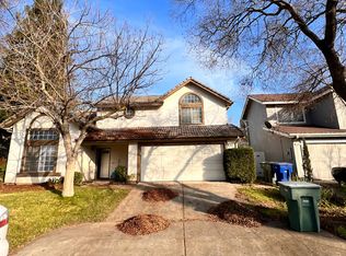 7396 N Price Ave, Fresno, CA 93720