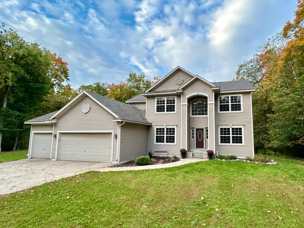 6757 145th St, Milaca, MN 56353