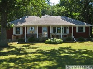 738 Mulligan Dr, Osceola, WI 54020