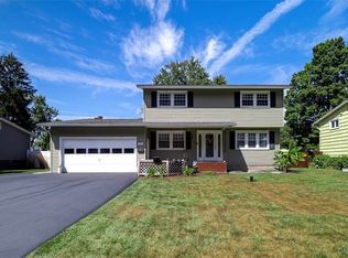 122 Riverdale Rd, Liverpool, NY 13090