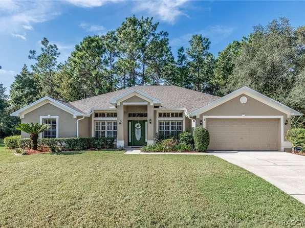 7 Maidenbush Ct W, Homosassa, FL 34446