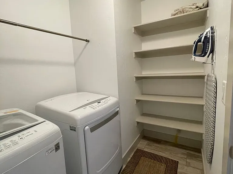 280 E Brigham Ln #290-N — Photo 14
