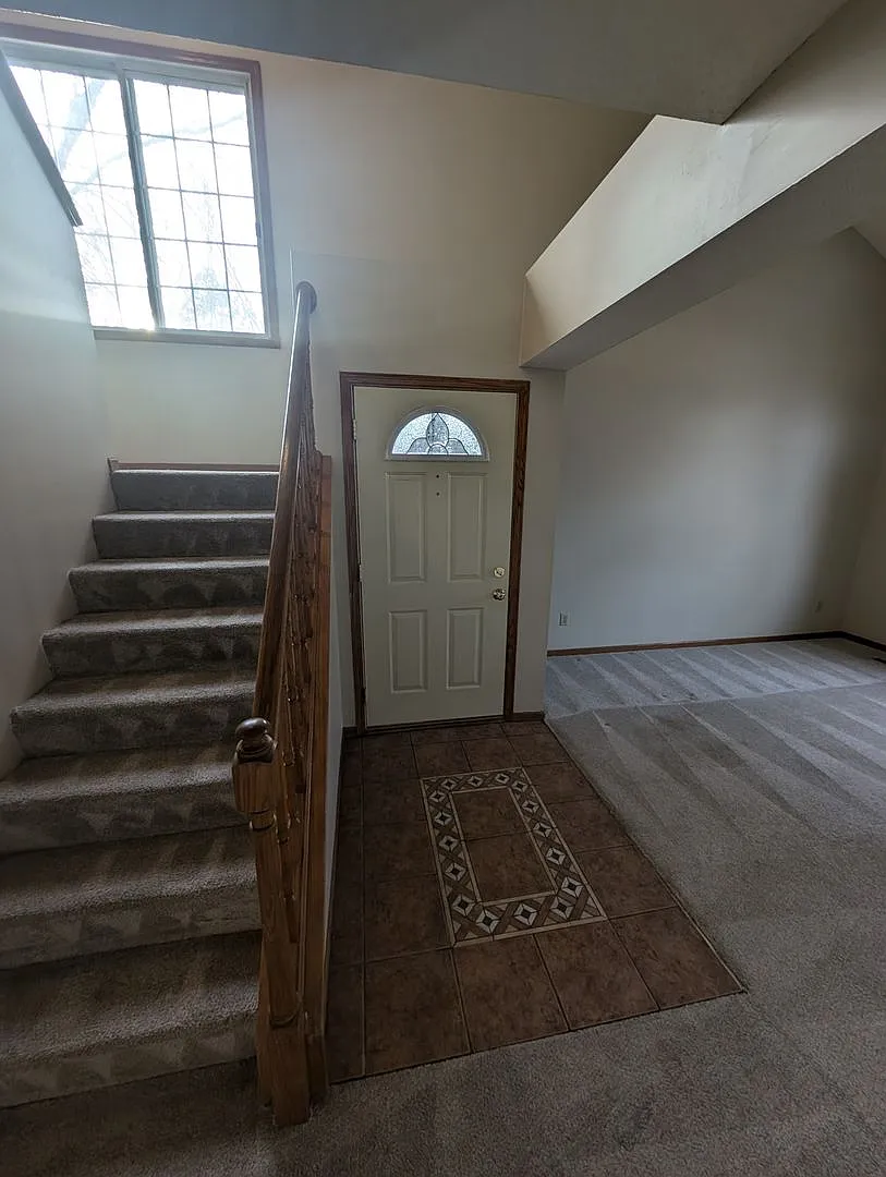 Beautiful 2bed 2bath Home in Mendota Heights — Photo 4