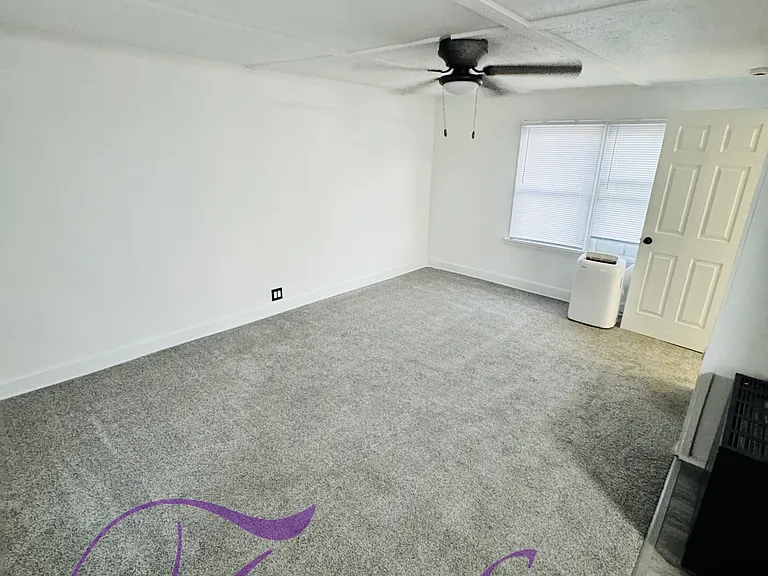 1145 S Cedar St #6 — Photo 3