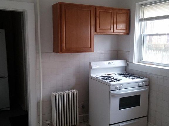 5th image of 73 W Hamilton Ave #1