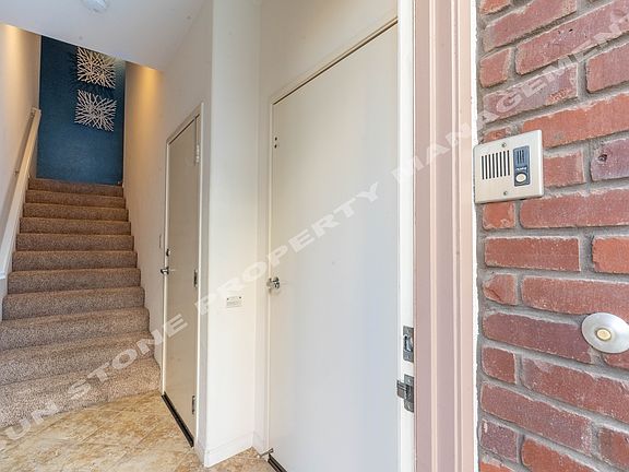 5th image of 644 W 1st St