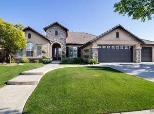 13013 Plumas Wood Ln, Bakersfield, CA 93314
