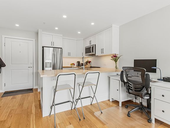5th image of 38003 2nd Ave #203