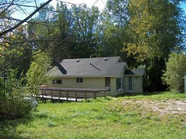 3896 Carolyn St, Coloma, MI 49038