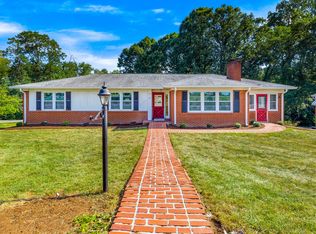 2055 Bridle Ln, Roanoke, VA