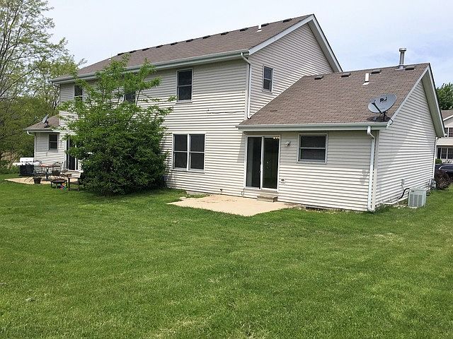 2nd image of 1135 Chicory Ln