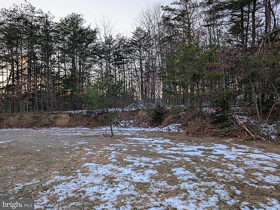 4th image of X N River Ln