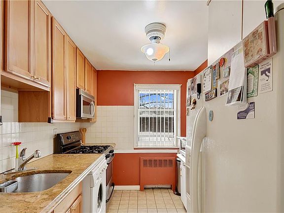 4th image of 30 Dehaven Dr APT 2E