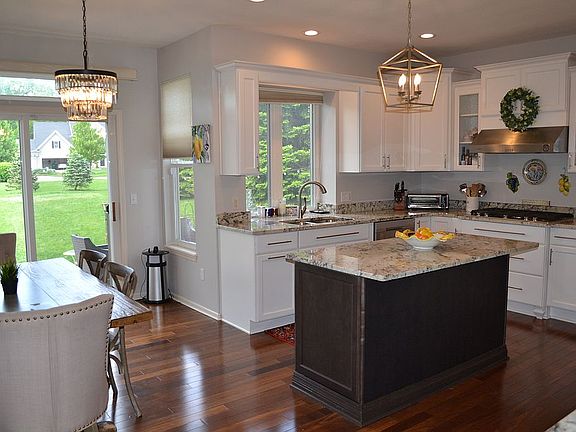 2nd image of 175 Seiberling Dr
