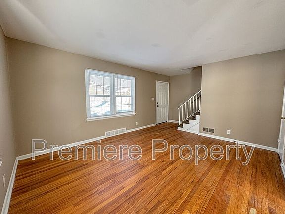 2nd image of 1205 N Cottage Ave