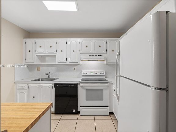 5th image of 8605 W Sample Rd APT 306