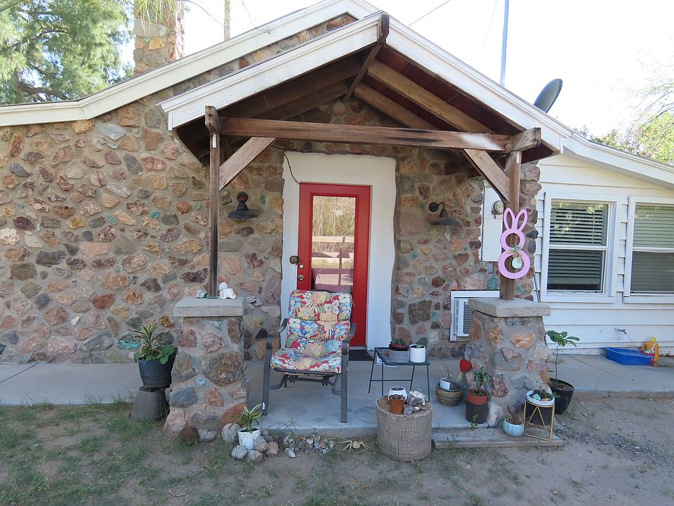 1st image of 154 S Stone Ave