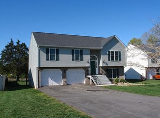 1169 Woods End Ln, Forest, VA 24551