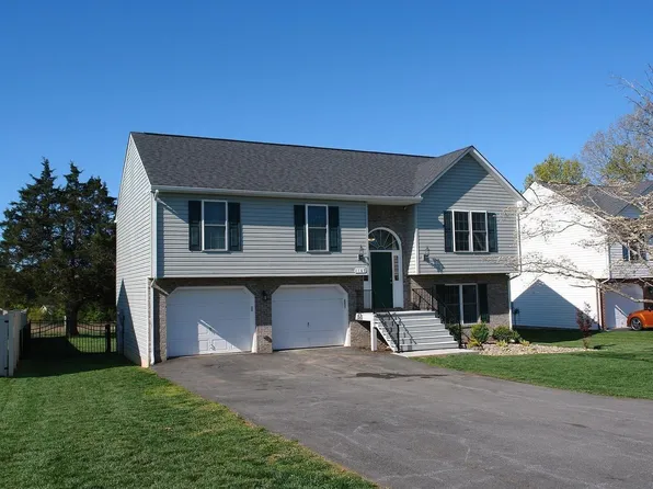 1169 Woods End Ln, Forest, VA 24551