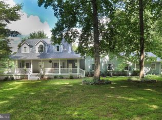 9836 Watkins Rd, Gaithersburg, MD 20882