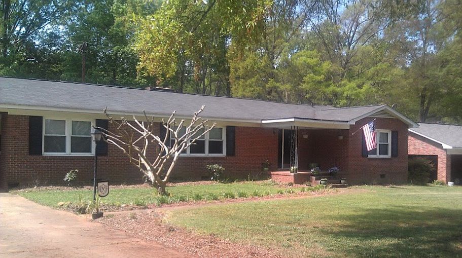 1st image of 693 University Dr