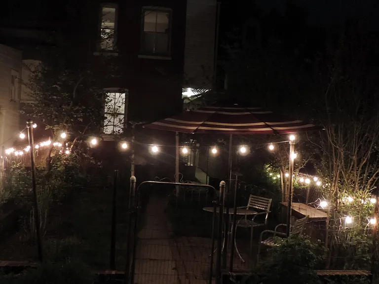 412 W Orange St — Photo 15