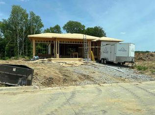 4704 Preston Ln, Iowa City, IA 52246