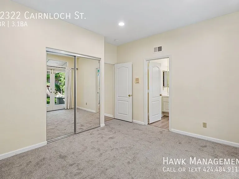 22322 Cairnloch St — Photo 37