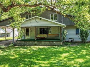 564 Bishop Rd, Leavittsburg, OH 44430