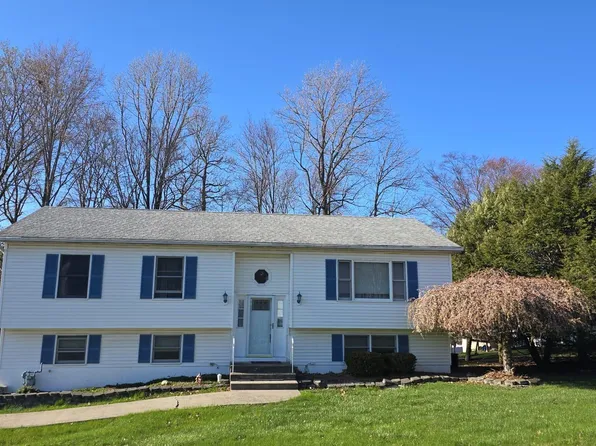 4 Massachusetts Drive, Newburgh, NY 12550