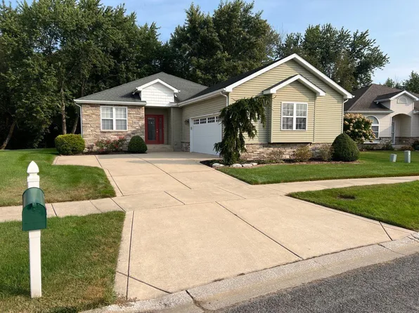 9210 Norris Dr, Hobart, IN 46342