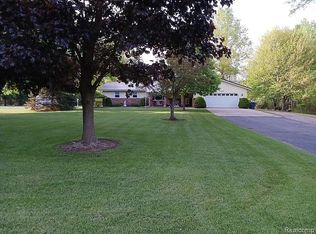 11090 Baldwin Rd, Chesaning, MI 48616