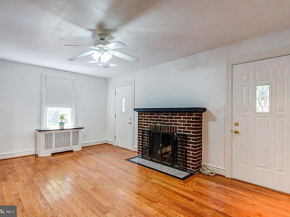 5th image of 309 Evans Ave