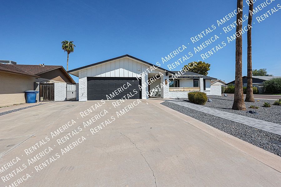 1st image of 1430 E Bell De Mar Dr