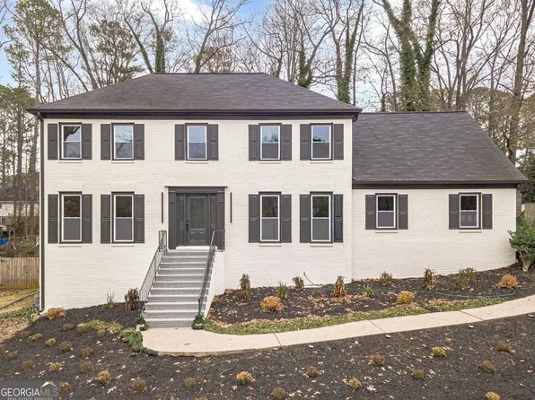 380 Cardigan Cir SW, Lilburn, GA 30047