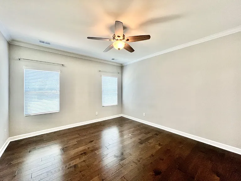 2108 Poplar Ridge Dr — Photo 16