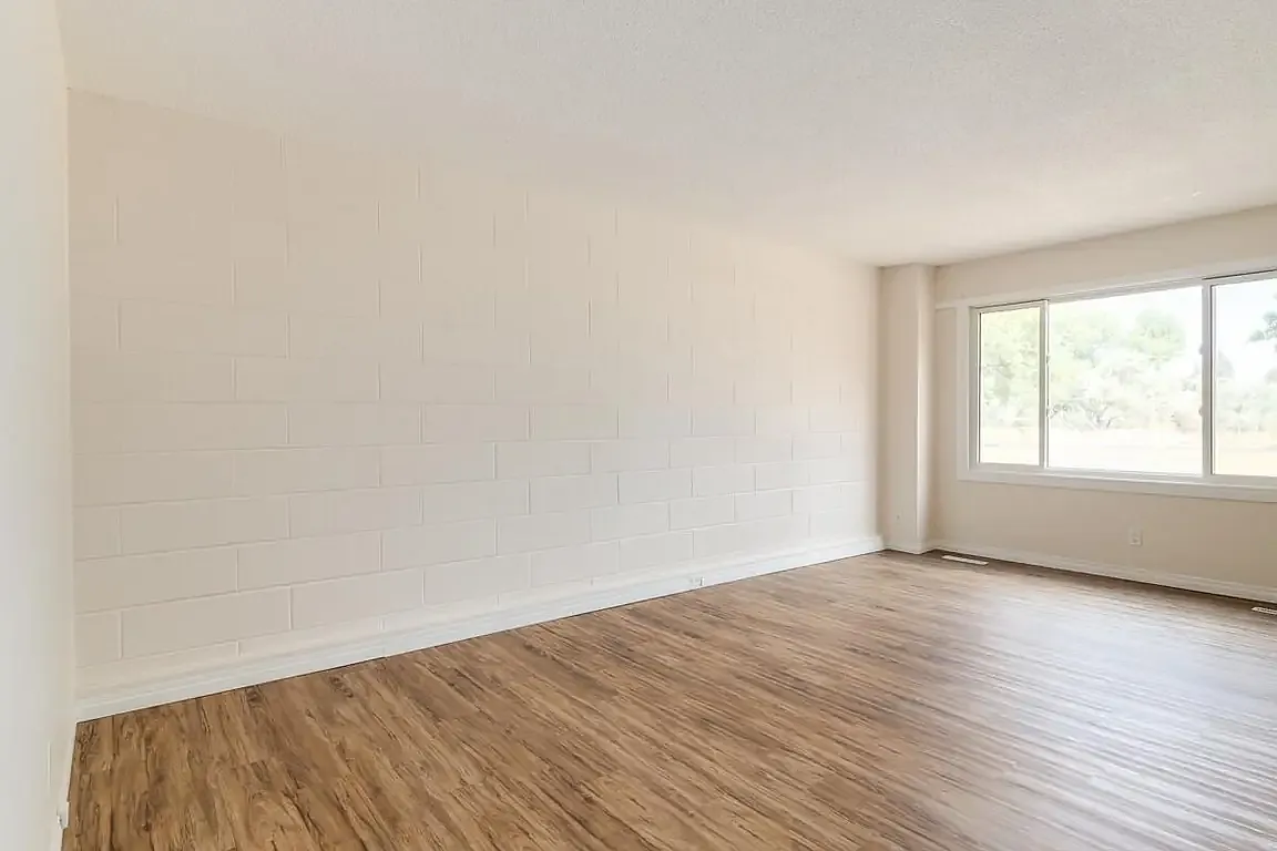 Parkland Townhomes — Photo 4