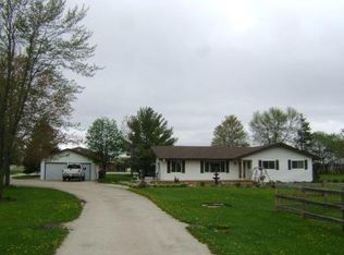 20316 98th St, Bristol, WI 53104